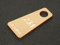 Złoty numerek szatniowy