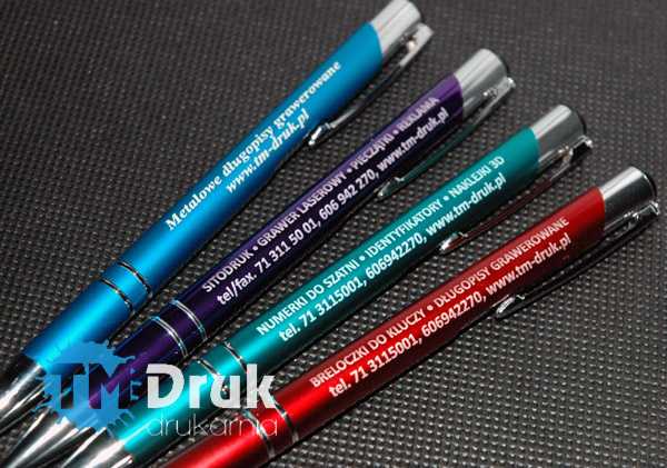 Metalowe długopisy z wygrawerowanym logo firmy