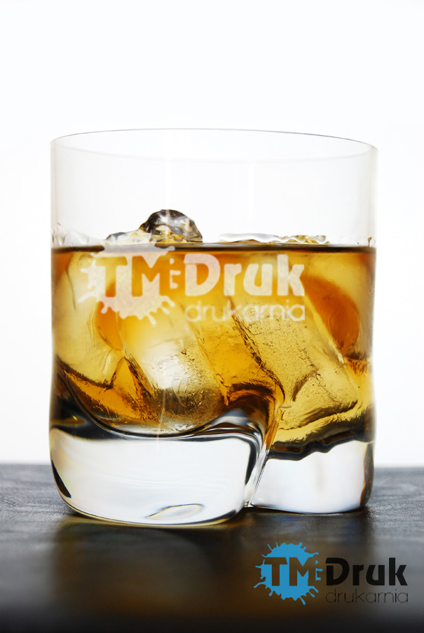 Grawer na szklance do whisky - Zamawiaj bezpośrednio u producenta