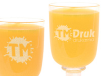 Grawer laserowy na kieliszkach