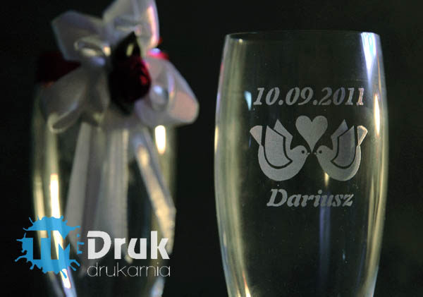 Szampanówki weselne realizowane na zamówienie, zamawiaj od producenta
