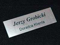 Identyfikatory, plakietki z wygrawerowanym imieniem i nazwiskiem w atrakcyjnych cenach - Sprawdź nas!