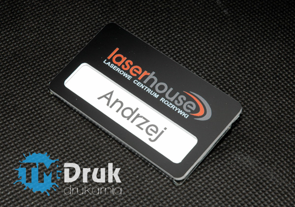 Identyfikatory na wymienną treść, z logo drukowanym w pełnym kolorze - Wrocław, Oława, Oleśnica, Brzeg, Siechnice