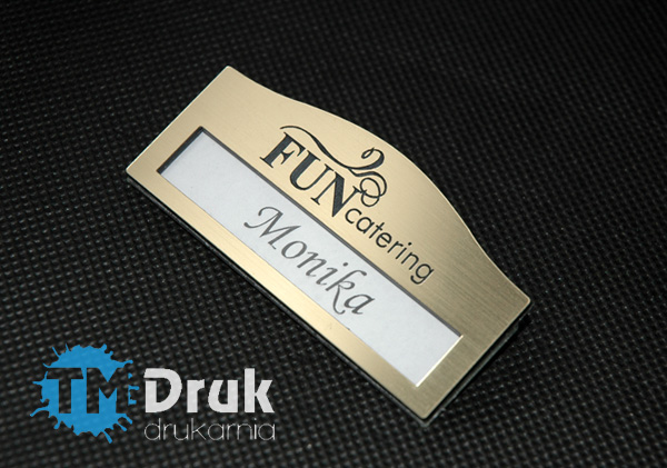 Identyfikatory dla obsługi firmy cateringowej - Realizacja TM Druk - atrakcyjne ceny, krótkie terminy realizacji