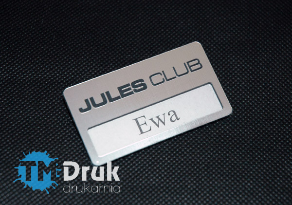 Producent identyfikatorów z wymienną treścią