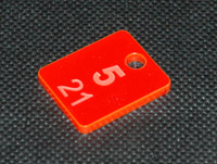 Złoty numerek na drzwi