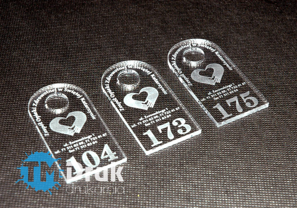 Breloki grawerowane z logiem i danymi firmy - Wrocław, Oława, Oleśnica, Brzeg