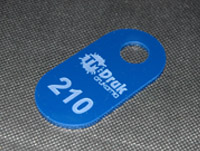 Numerki - zawieszki - breloki w różnych kolorach