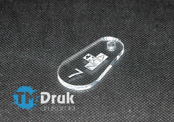 Numerek z bezbrawnej pleksi wycinany i grawerowany laserem - Wrocław, Oława, Oleśnica, Brzeg