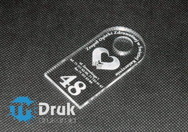 Numerki grawerowane do szatni w ośrodkach zdrowia- Producent TM Druk