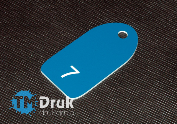 Zawieszki do kluczy z laminatów grawerskich - Kupuj od producetna