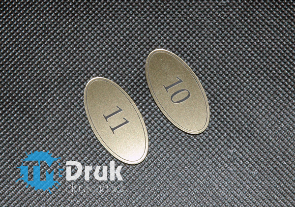 Tabliczki, numerki do wieszaków szatniowych, samoprzylepne - Zamawiaj od producenta