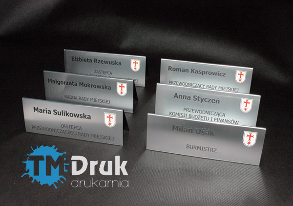 Produkujemy ozdobne tabliczki imienne na rożnego rodzaju spotkaniach - Produkcja TM Druk - Siechnice, Wrocław, Oława, Olesnica, Brzeg, Opole