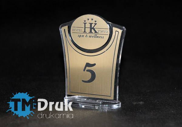 Tabliczka z numerkiem na stolik z pleksi - Wrocław, Brzeg, Oława, Oleśnica