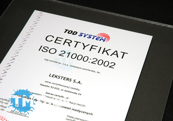 Certyfikaty na plexi i laminatach grawerskich potwierdzające uzyskanie i stosowanie norm