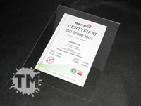 Trwałe i szykowne certyfikaty na plexi