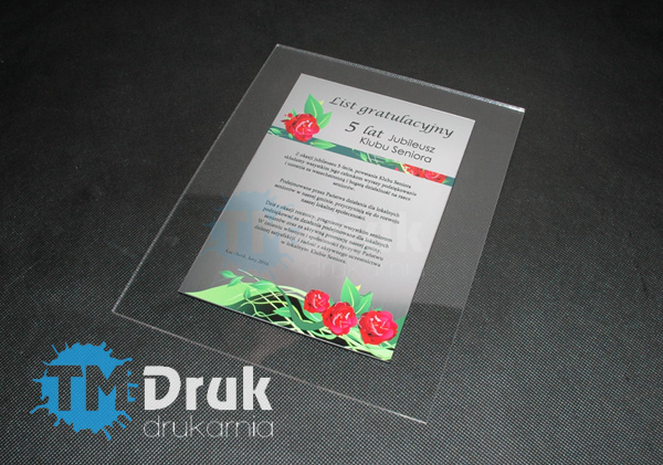 Gustowne grawerowane podziękowanie dla członków klubu seniora