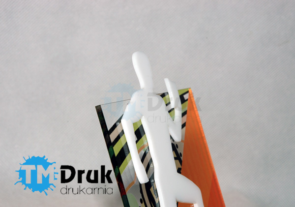 Nagroda zaprojektowana indywidualnie z bezbarwnej plexi wraz z drukowaną grafiką