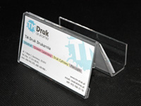 Gięcie i wycinanie laserowe pleksi - wizytownik na biurko z zasobnikiem